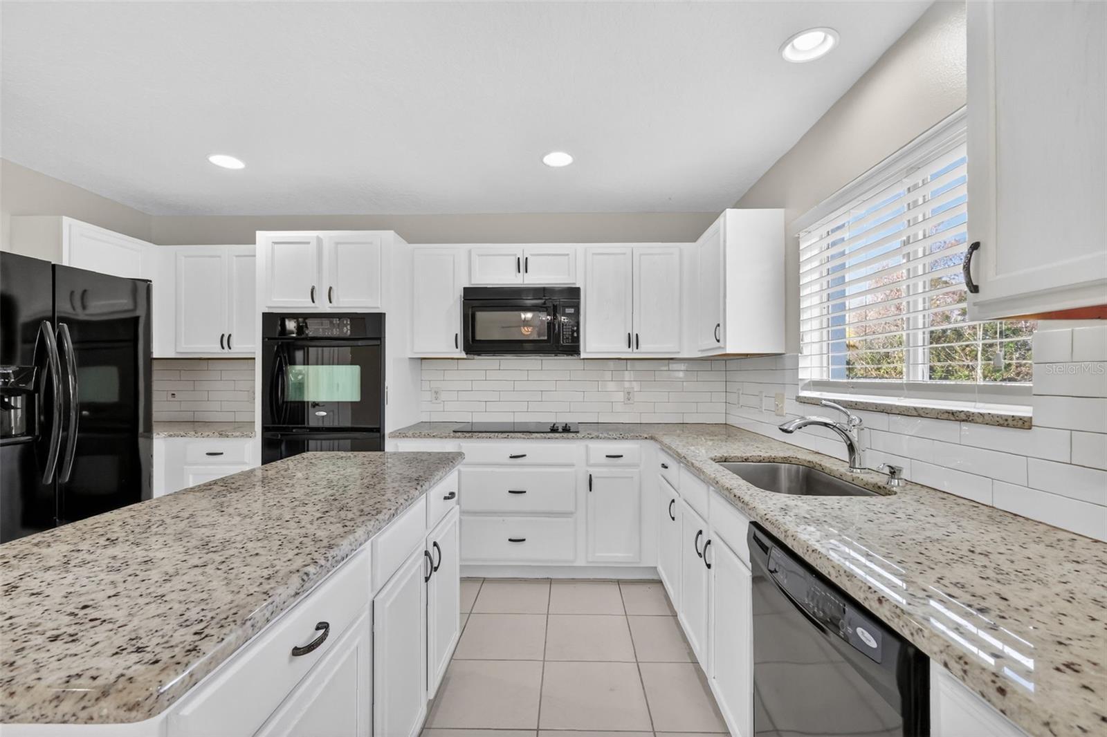413 COUNTRY COTTAGE LN, WINTER GARDEN, FL, 34787