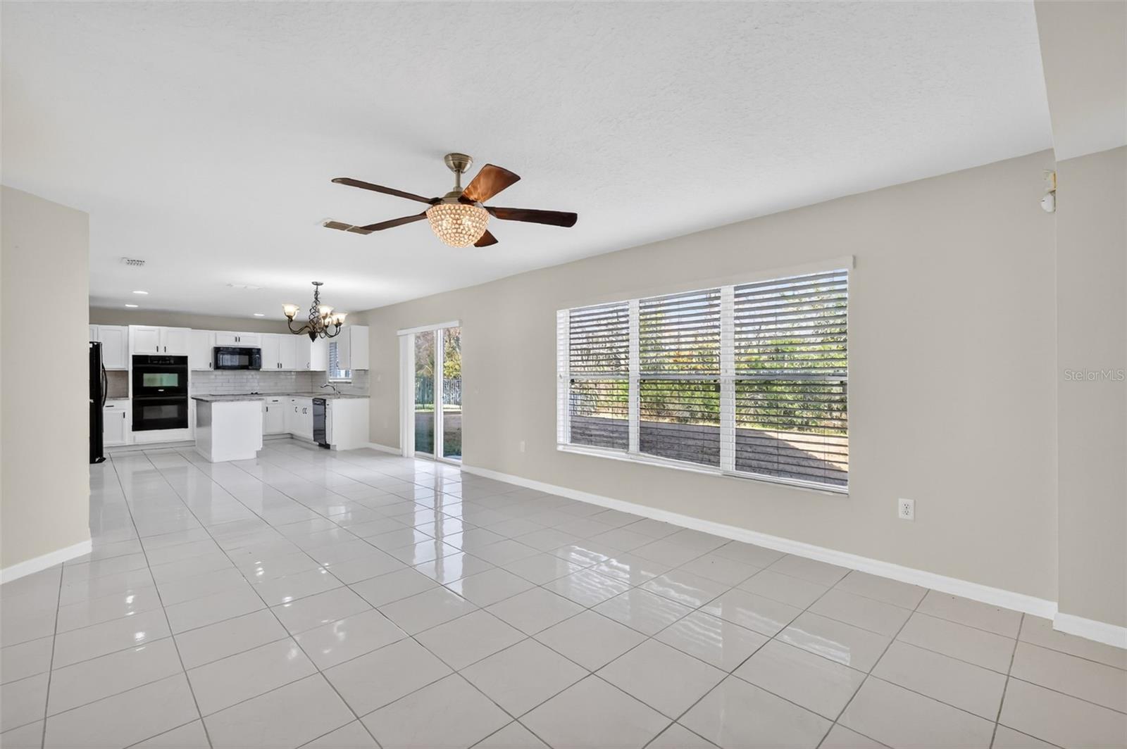 413 COUNTRY COTTAGE LN, WINTER GARDEN, FL, 34787