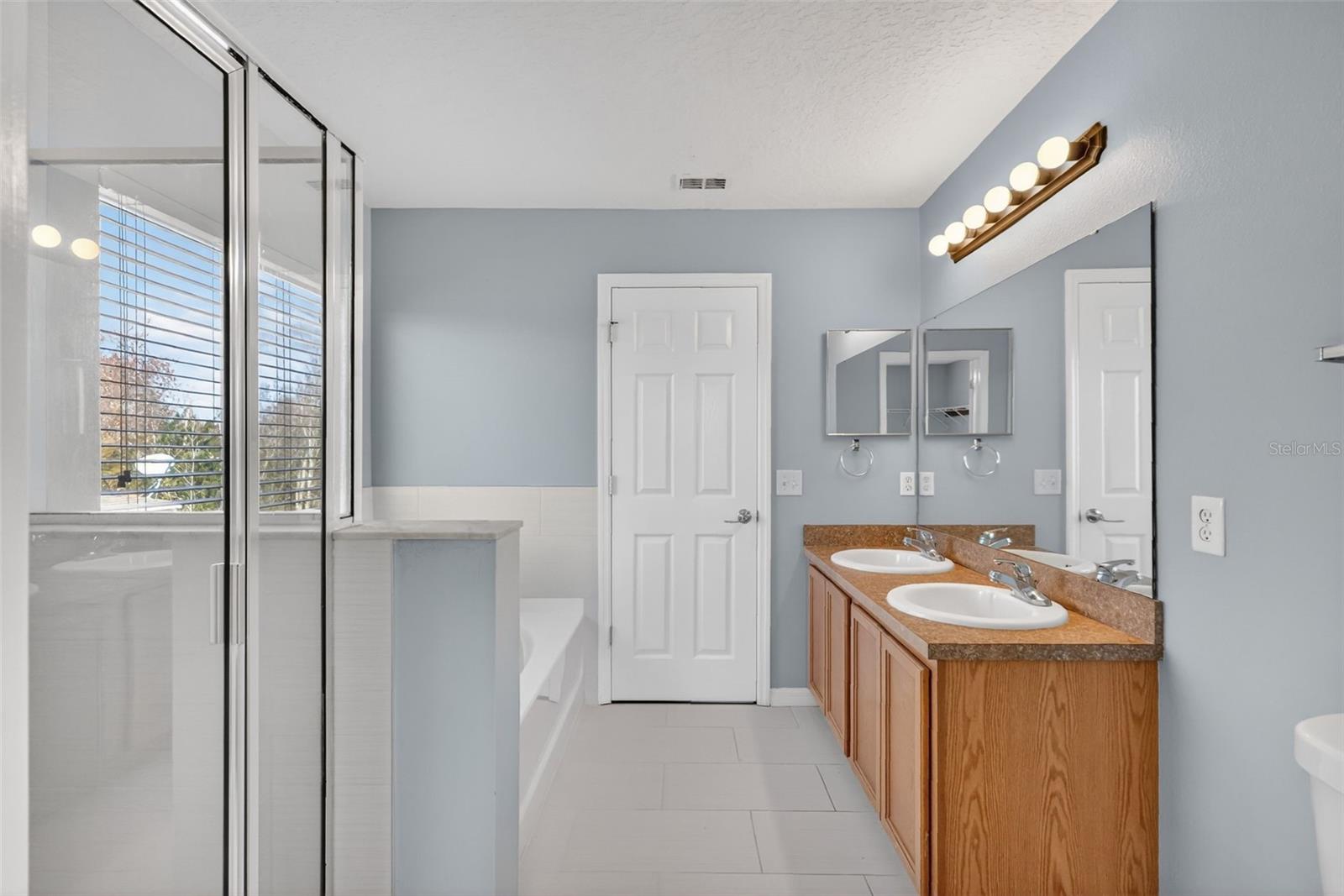 413 COUNTRY COTTAGE LN, WINTER GARDEN, FL, 34787