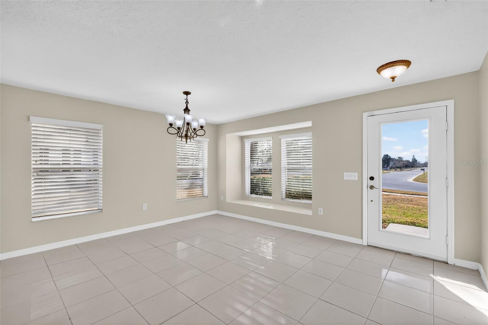 413 COUNTRY COTTAGE LN, WINTER GARDEN, FL, 34787