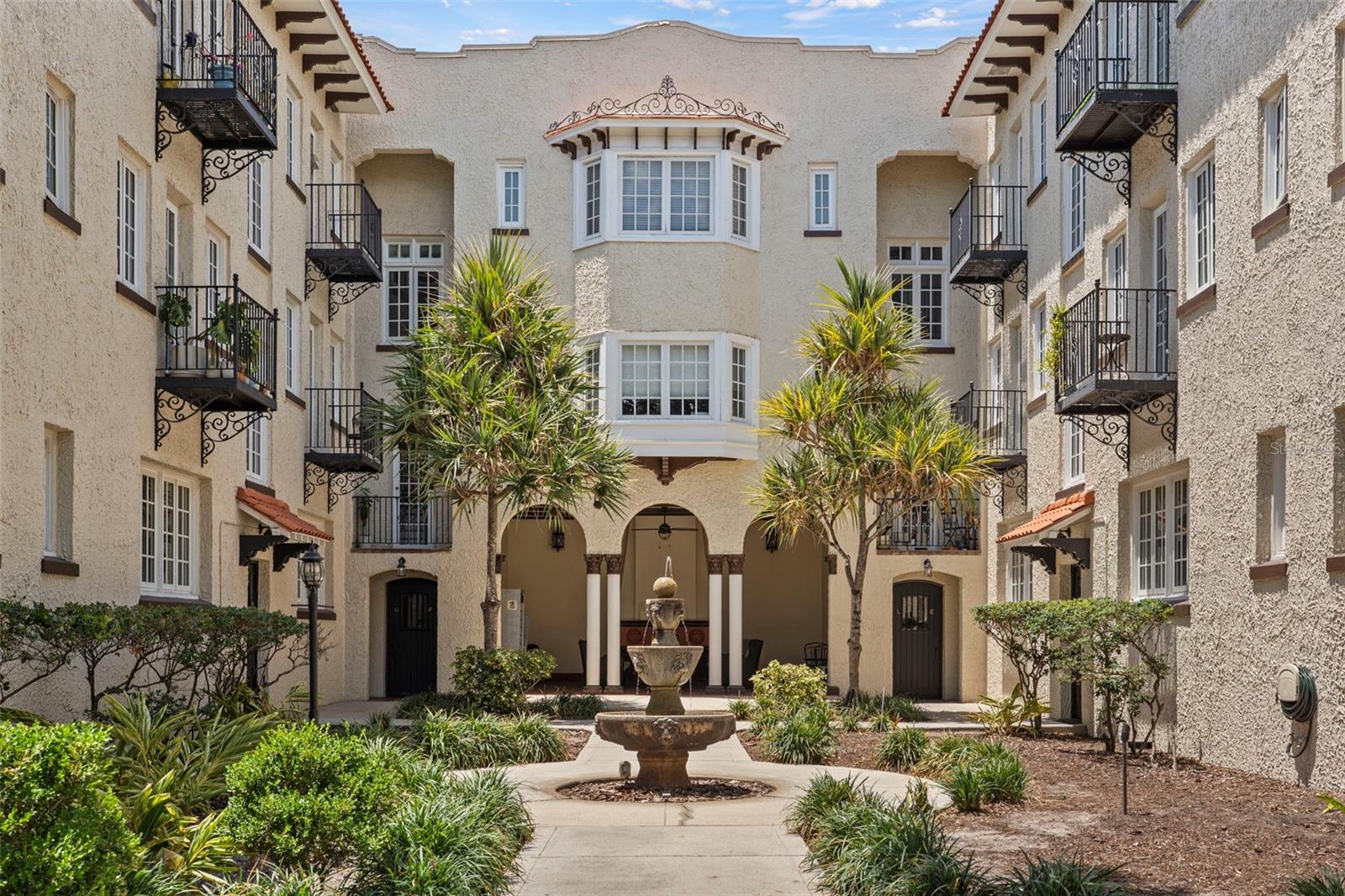 2117 W DEKLE AVE #D2, TAMPA, FL, 33606