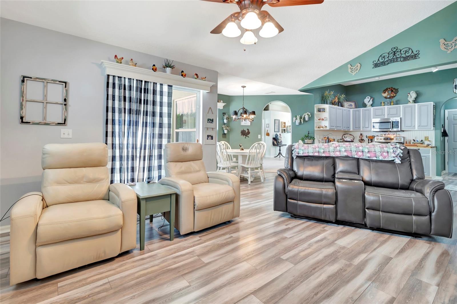 226 PLEASANT HILL DR, CLERMONT, FL, 34711