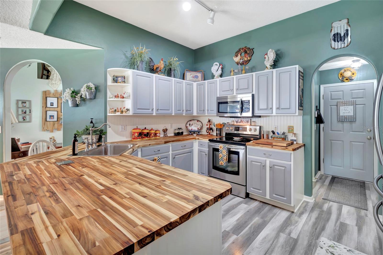 226 PLEASANT HILL DR, CLERMONT, FL, 34711