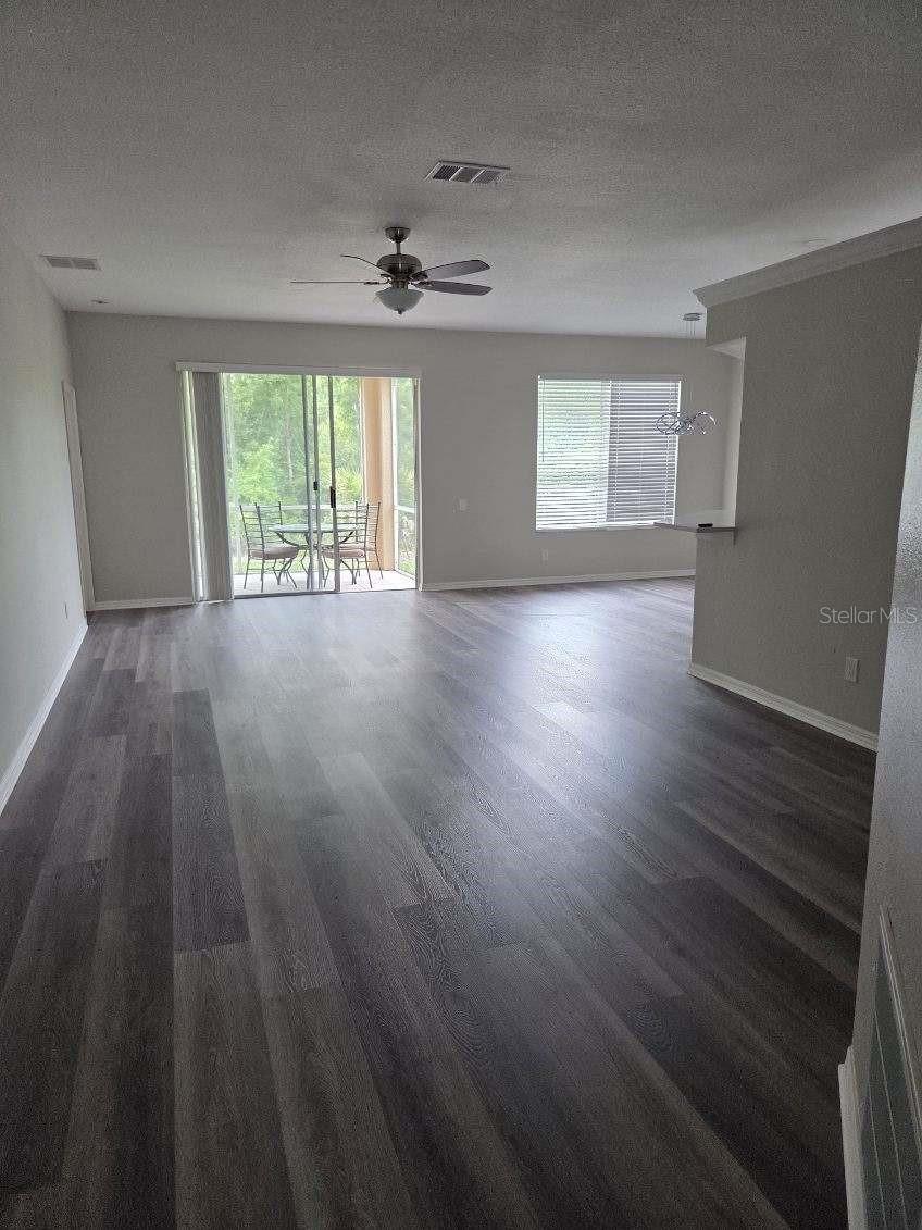 9321 HUNTINGTON PKWY, TAMPA, FL, 33647