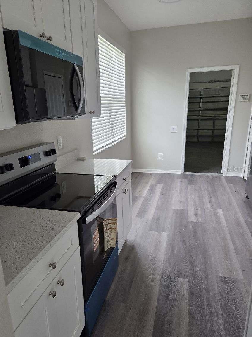 9321 HUNTINGTON PKWY, TAMPA, FL, 33647