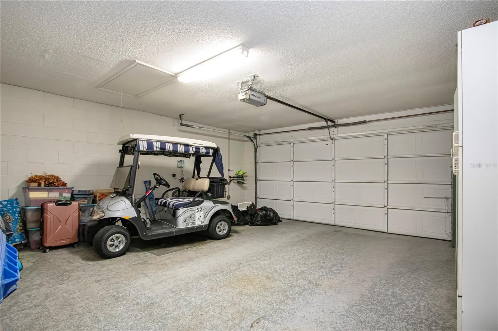 2042 PRESTANCIA LN, SUN CITY CENTER, FL, 33573