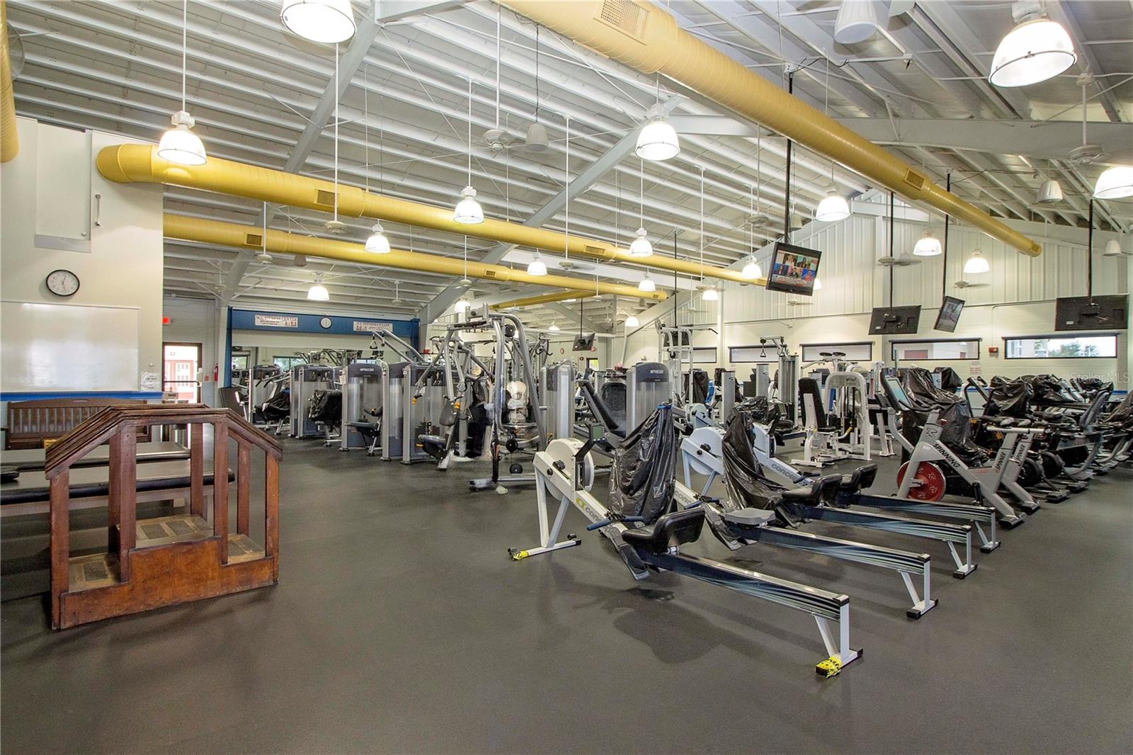 2042 PRESTANCIA LN, SUN CITY CENTER, FL, 33573
