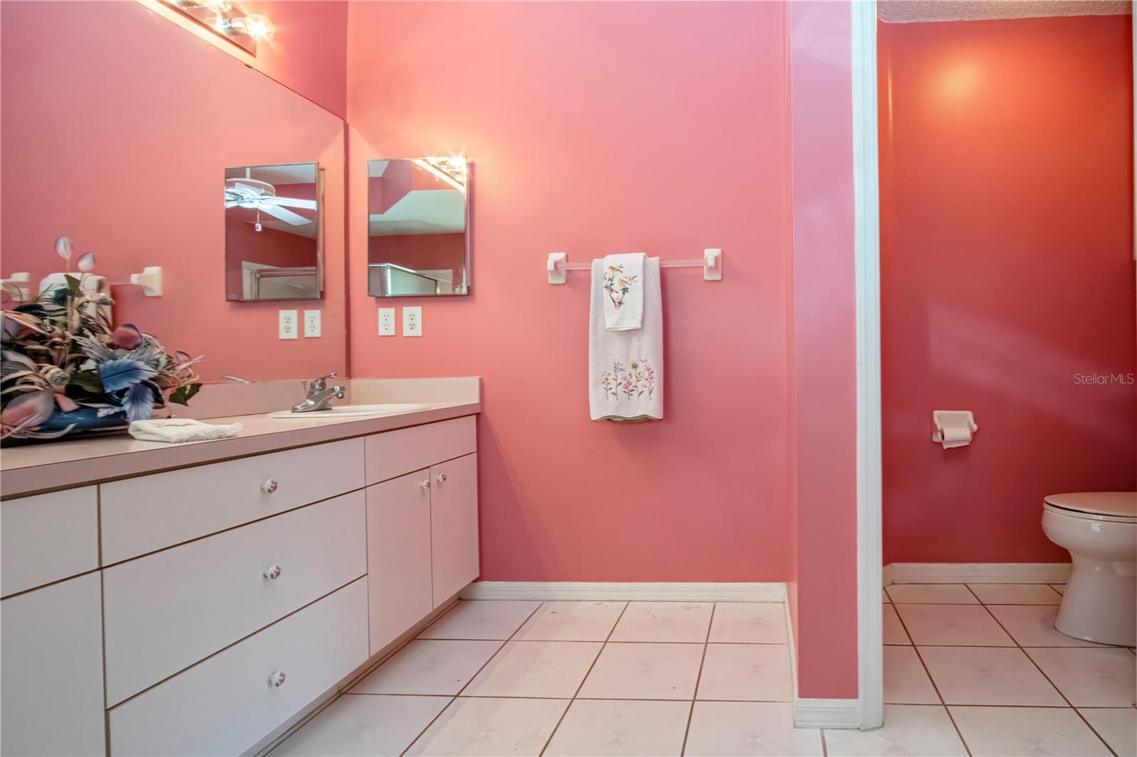 2042 PRESTANCIA LN, SUN CITY CENTER, FL, 33573
