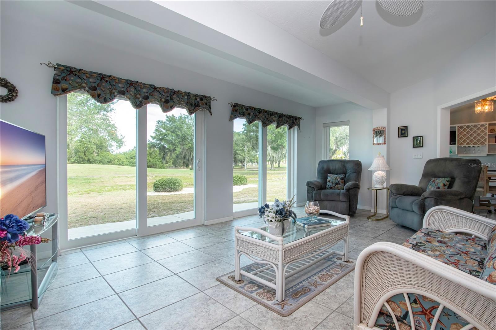2042 PRESTANCIA LN, SUN CITY CENTER, FL, 33573