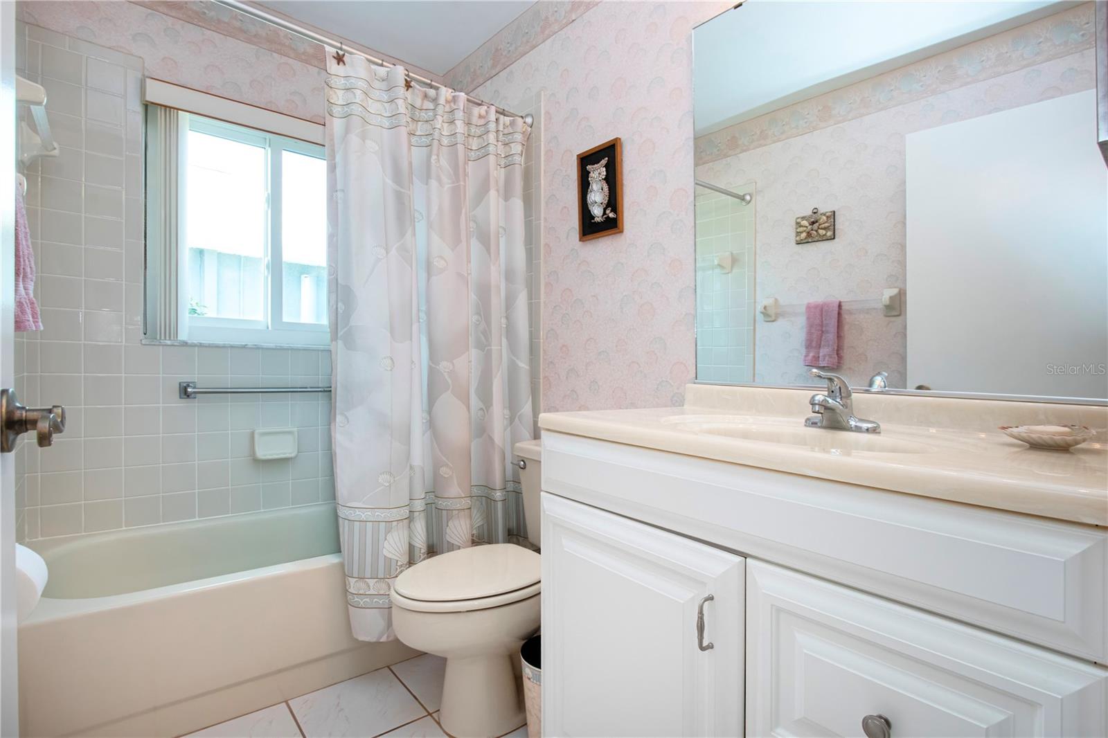 2042 PRESTANCIA LN, SUN CITY CENTER, FL, 33573