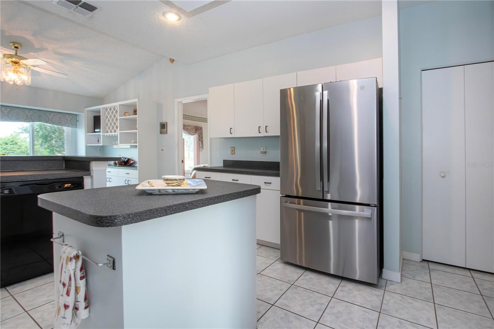 2042 PRESTANCIA LN, SUN CITY CENTER, FL, 33573