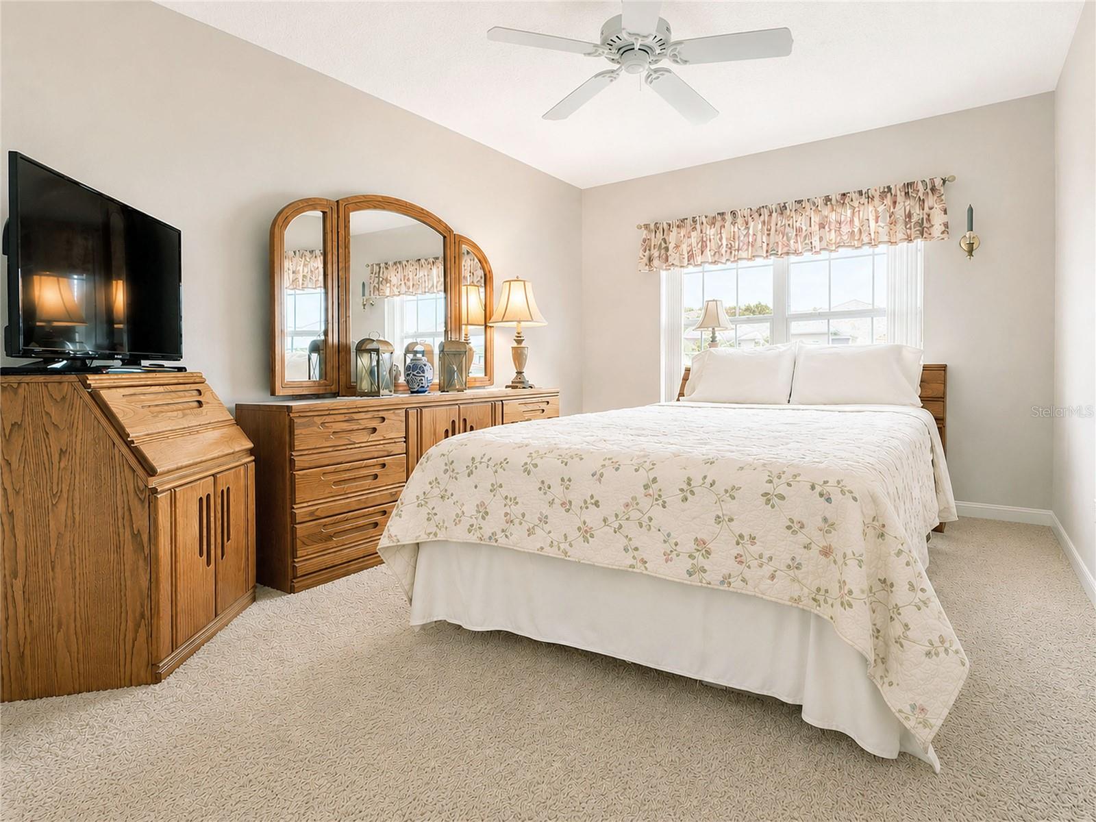 498 WESTON MANOR DR, THE VILLAGES, FL, 32162