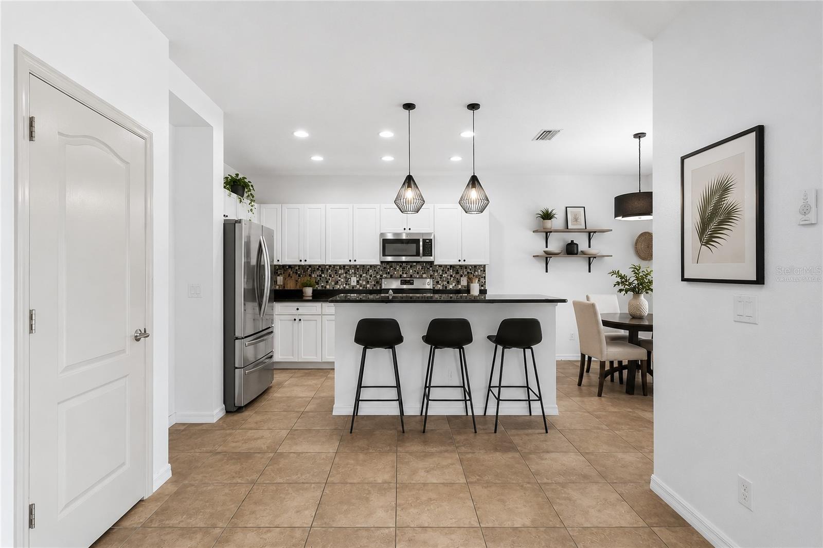 12224 LONGVIEW LAKE CIR, BRADENTON, FL, 34211