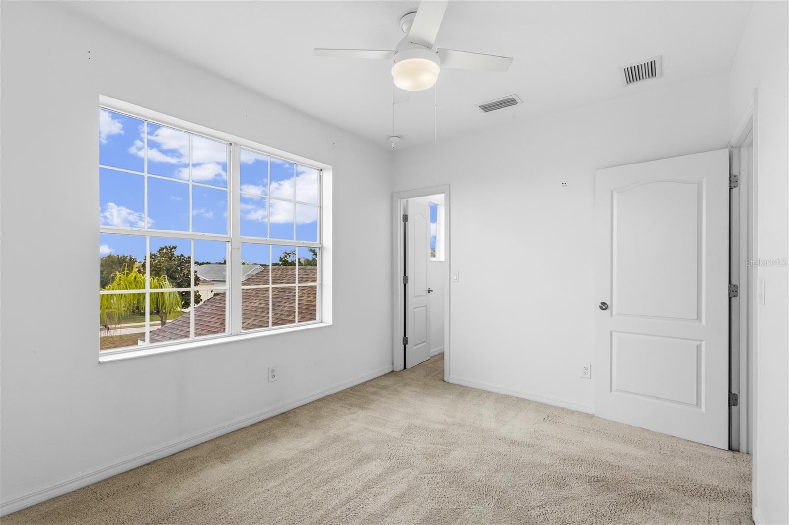 12224 LONGVIEW LAKE CIR, BRADENTON, FL, 34211