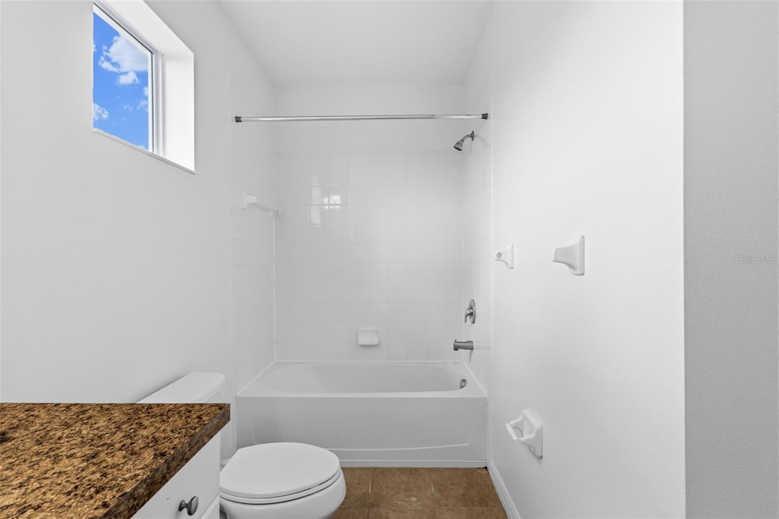 12224 LONGVIEW LAKE CIR, BRADENTON, FL, 34211