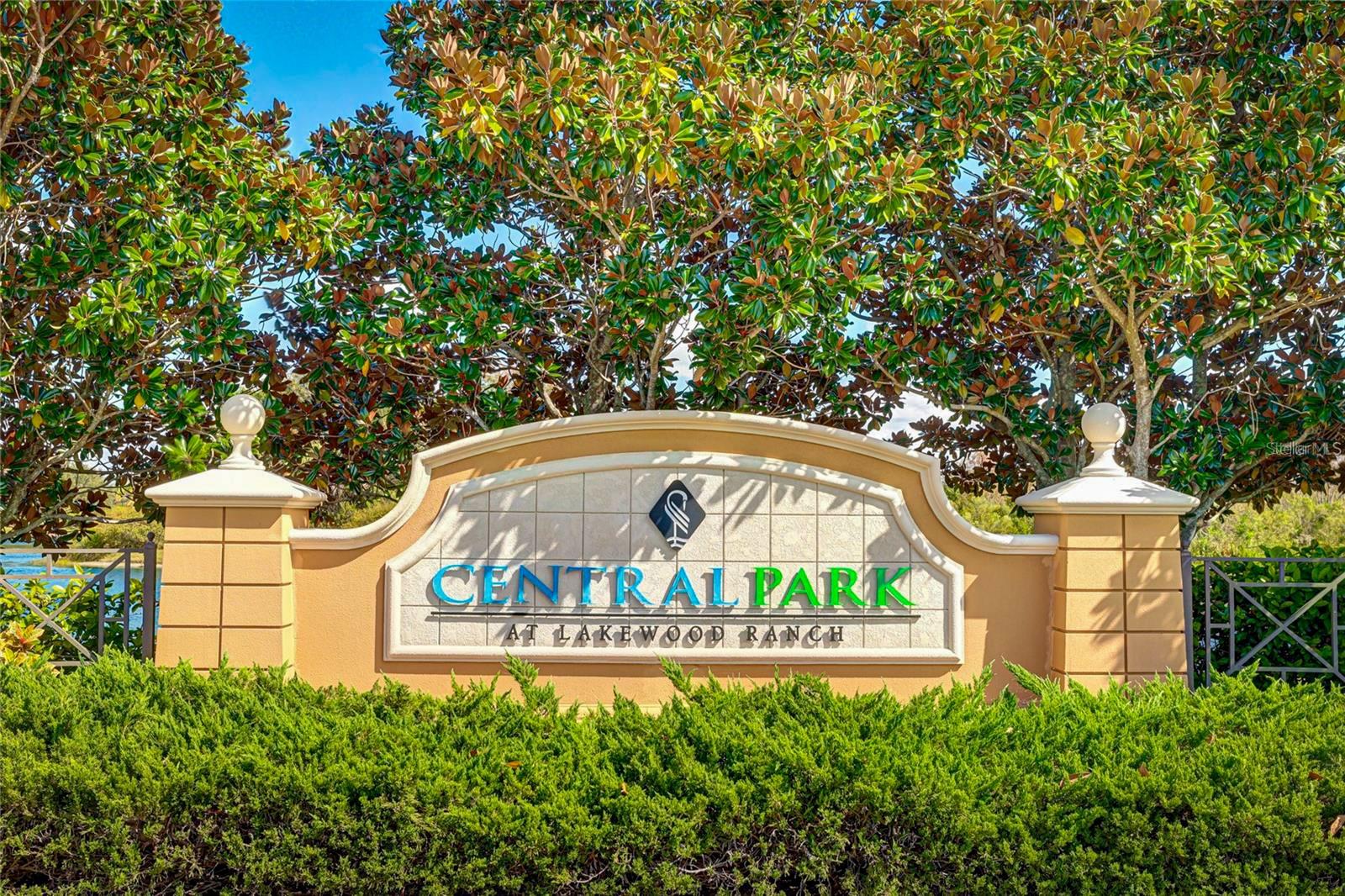 12224 LONGVIEW LAKE CIR, BRADENTON, FL, 34211