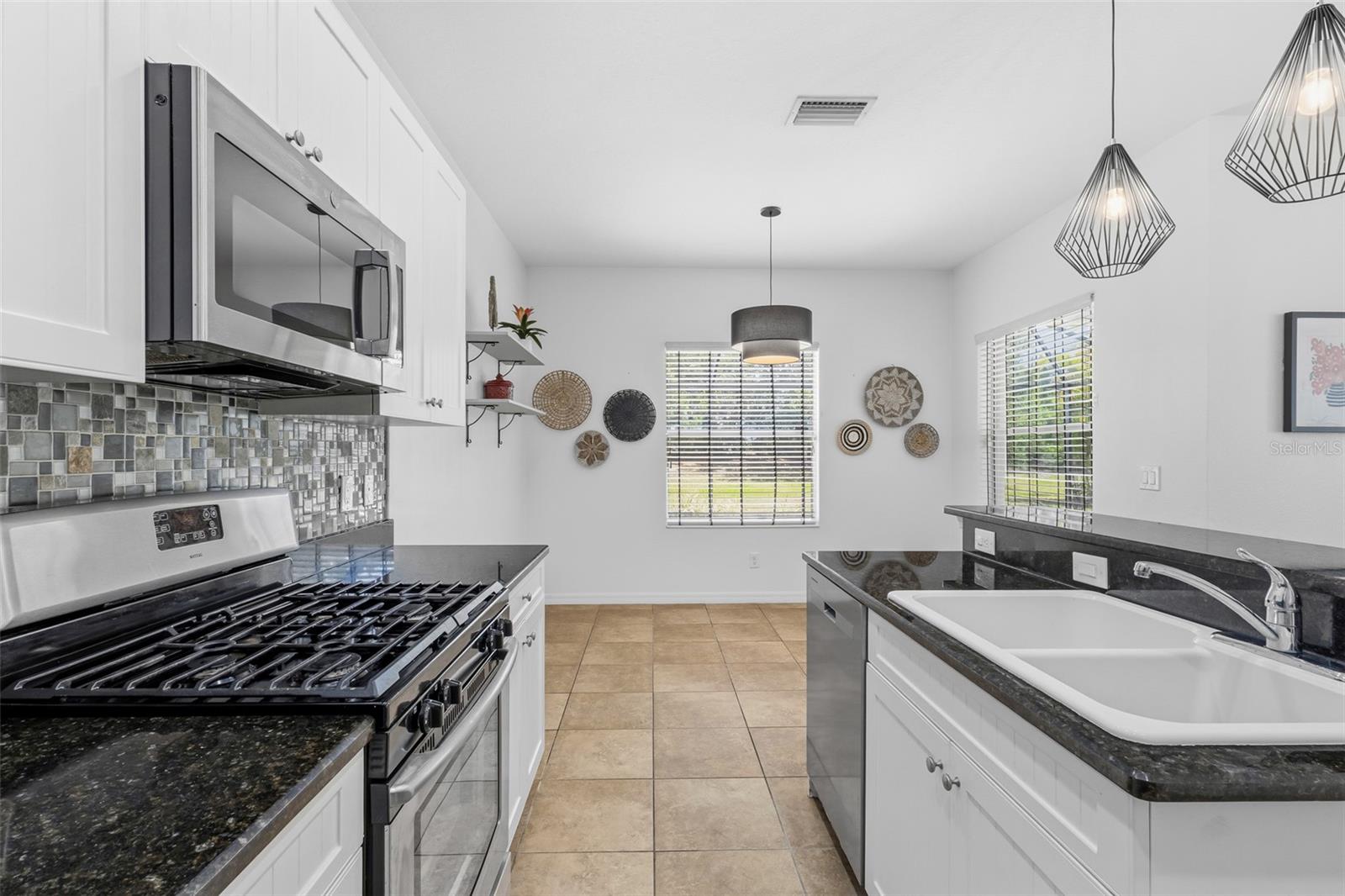 12224 LONGVIEW LAKE CIR, BRADENTON, FL, 34211