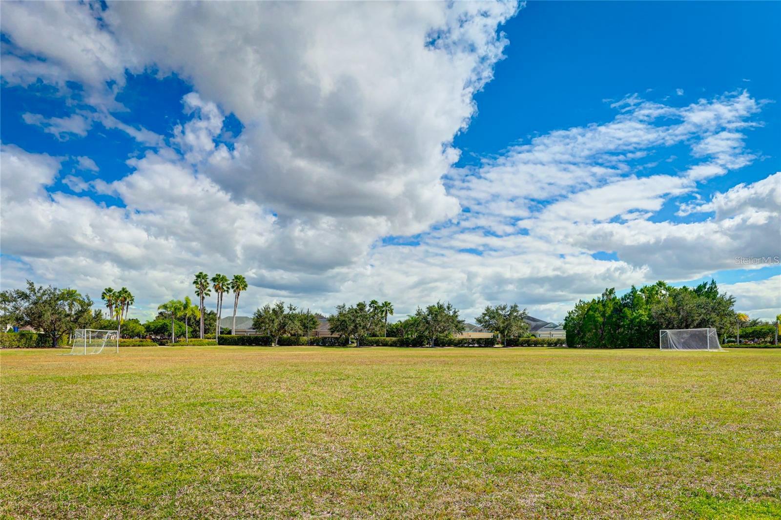 12224 LONGVIEW LAKE CIR, BRADENTON, FL, 34211