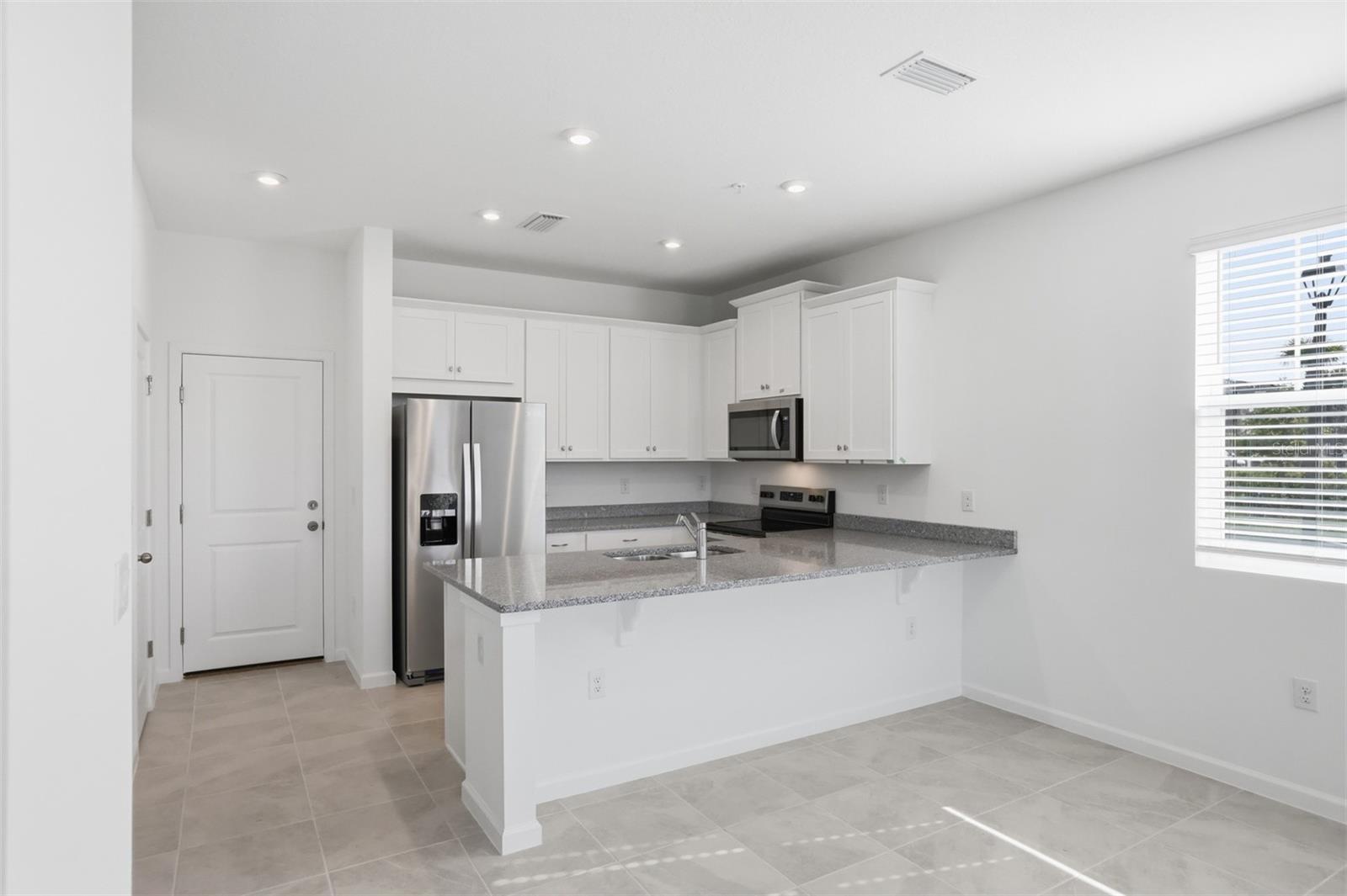 2199 NIGHTSHADE GROVE LN, APOPKA, FL, 32712
