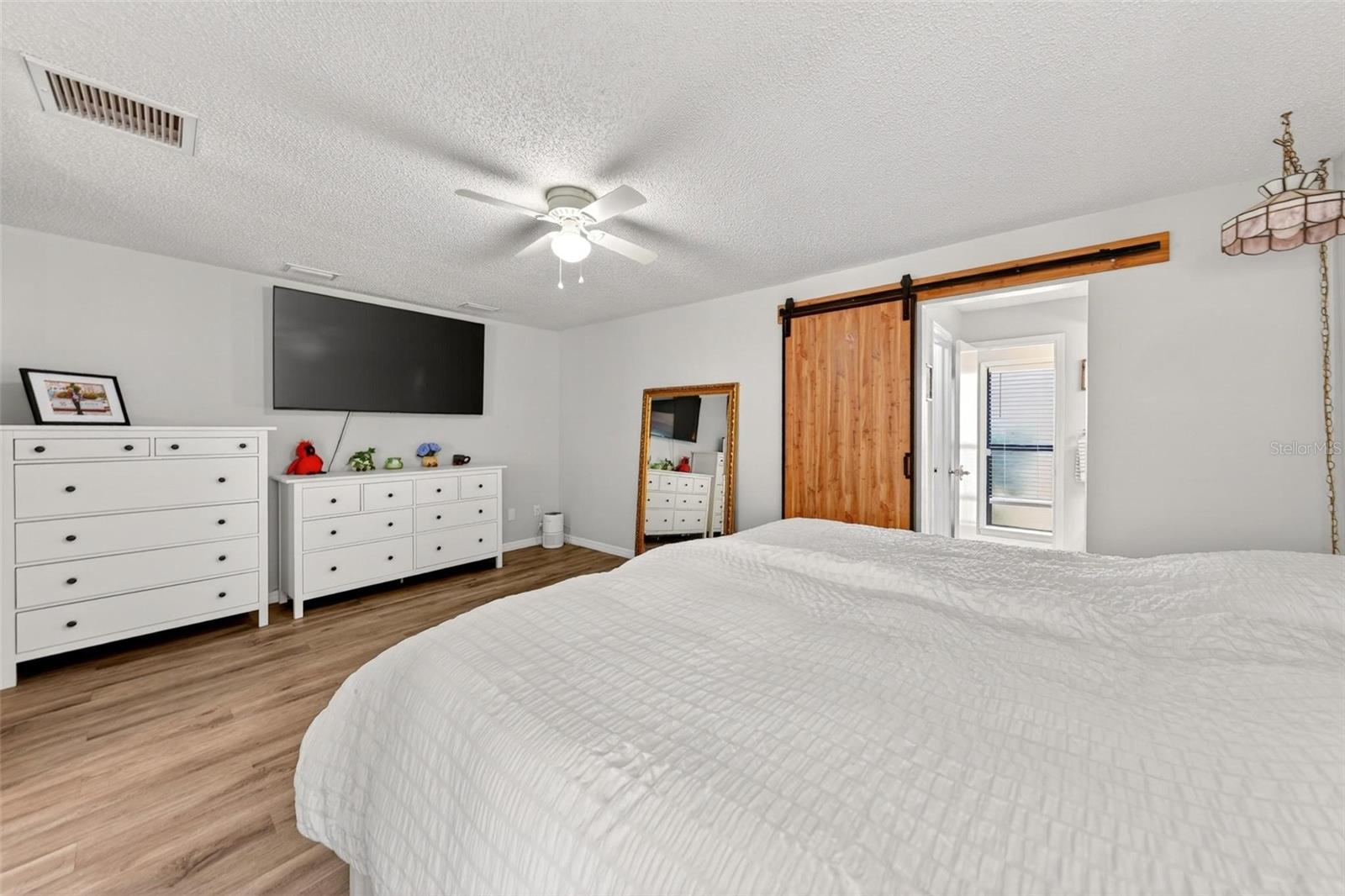 890 MENDOZA DR, ORLANDO, FL, 32825