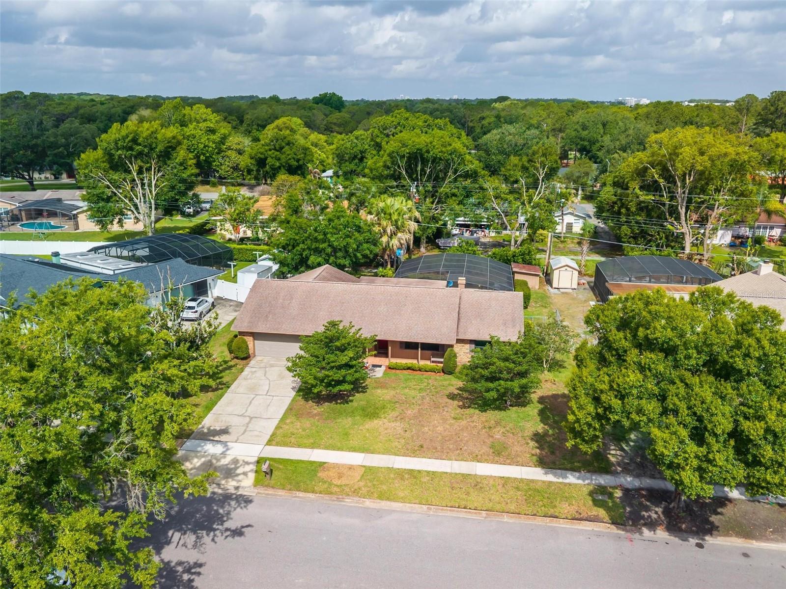 890 MENDOZA DR, ORLANDO, FL, 32825