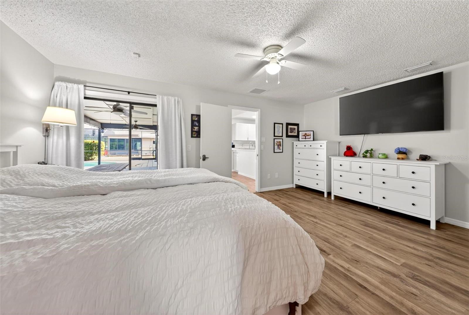 890 MENDOZA DR, ORLANDO, FL, 32825