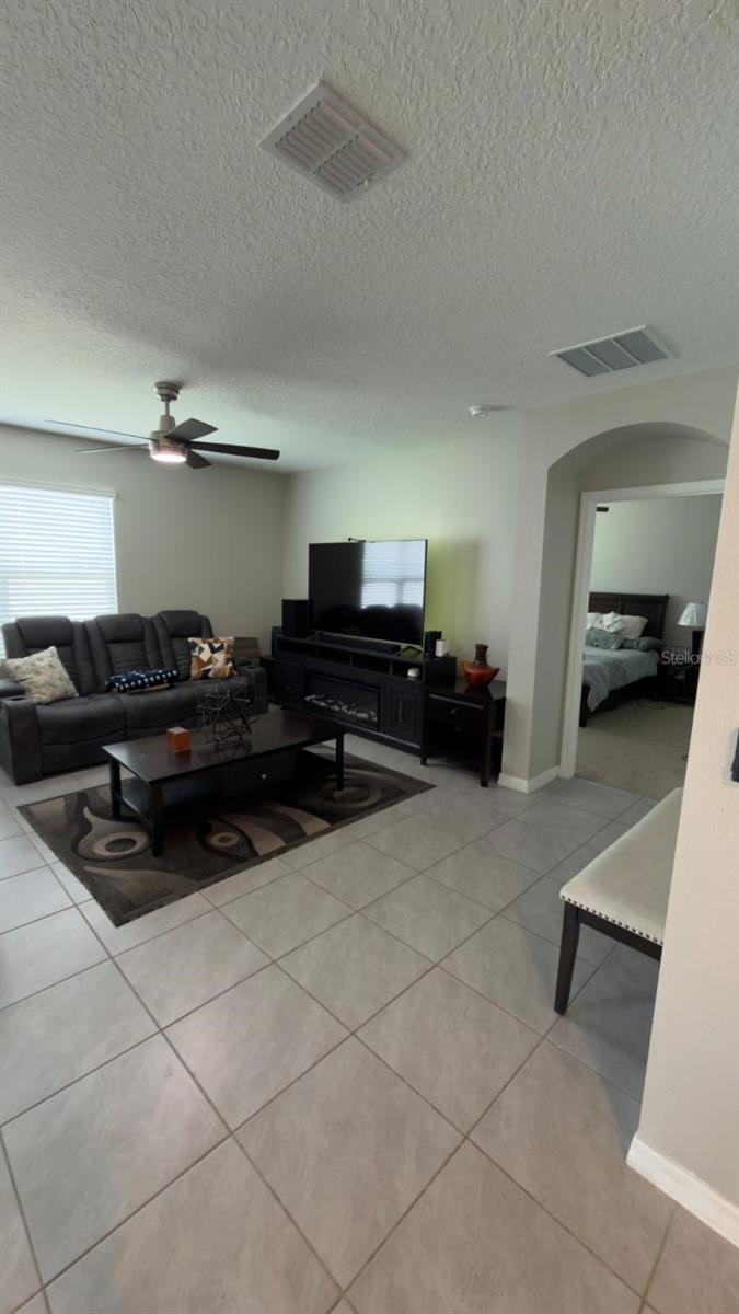 1583 BARBERRY DR, KISSIMMEE, FL, 34744