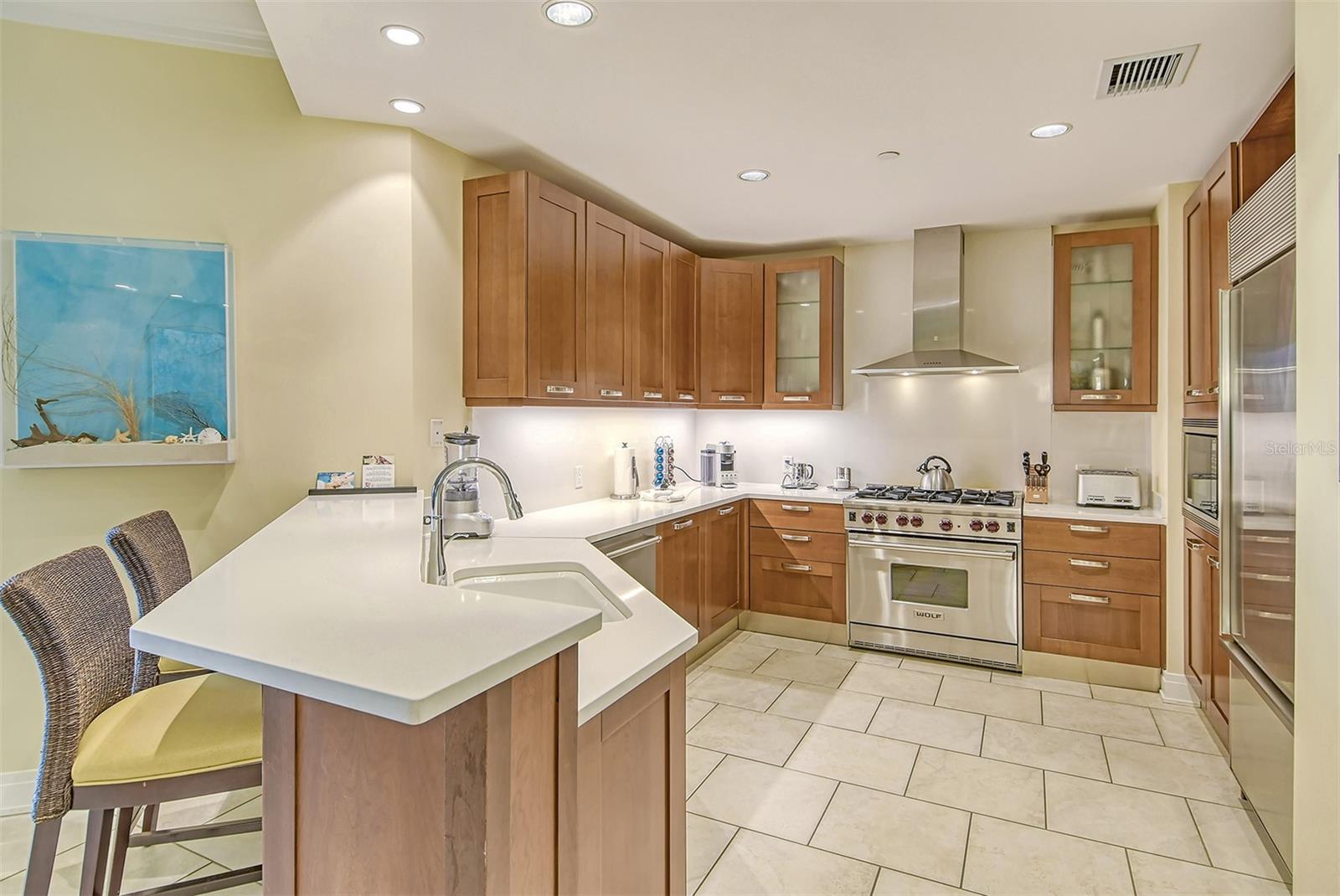 915 SEASIDE DR #402, Weeks 10-13, SARASOTA, FL, 34242