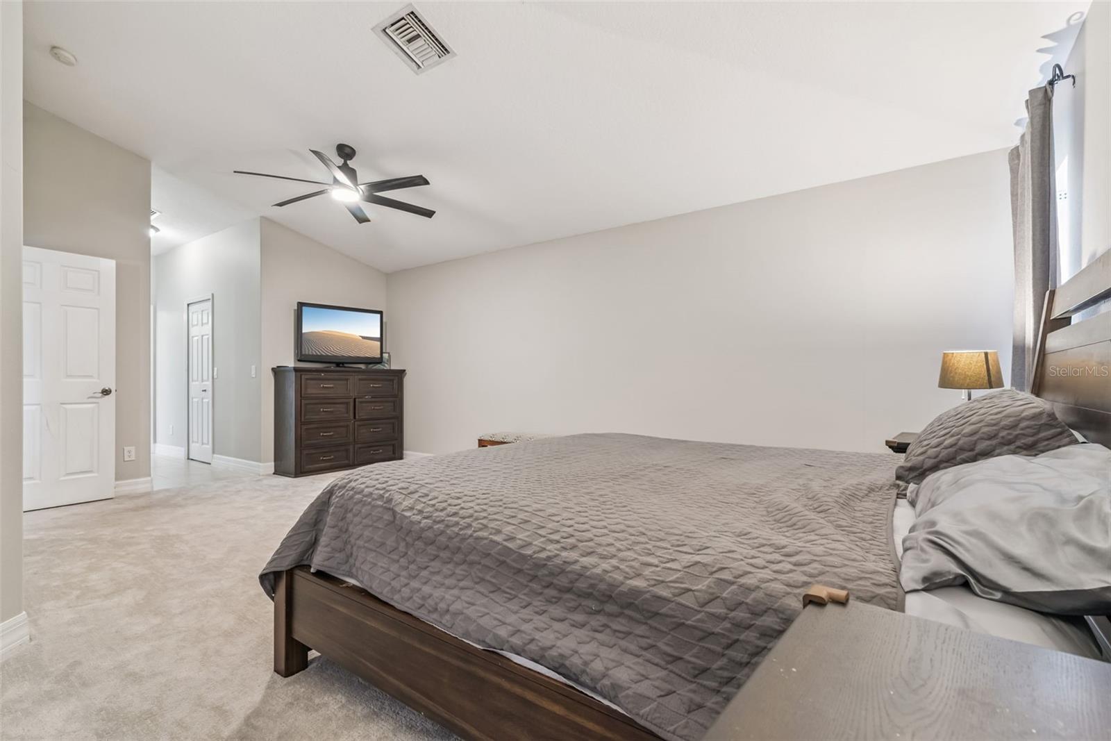 242 BLUE WATER ST, EUSTIS, FL, 32736