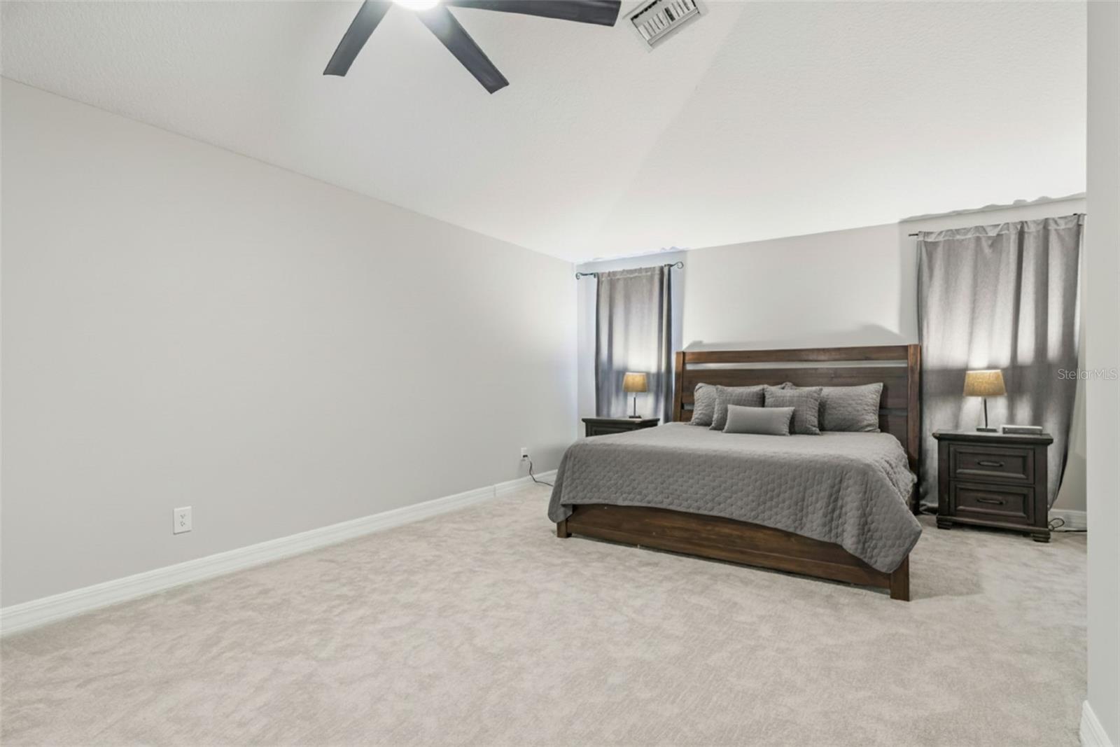 242 BLUE WATER ST, EUSTIS, FL, 32736