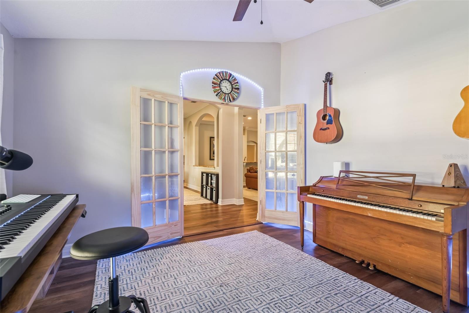 242 BLUE WATER ST, EUSTIS, FL, 32736
