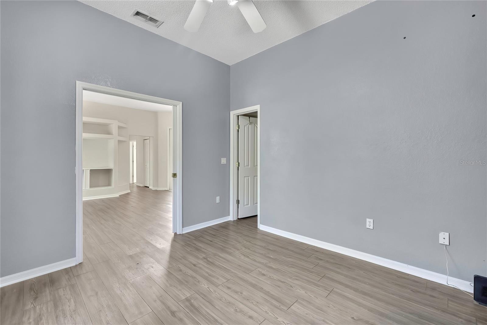 300 HAMPSHIRE AVE, SPRING HILL, FL, 34606