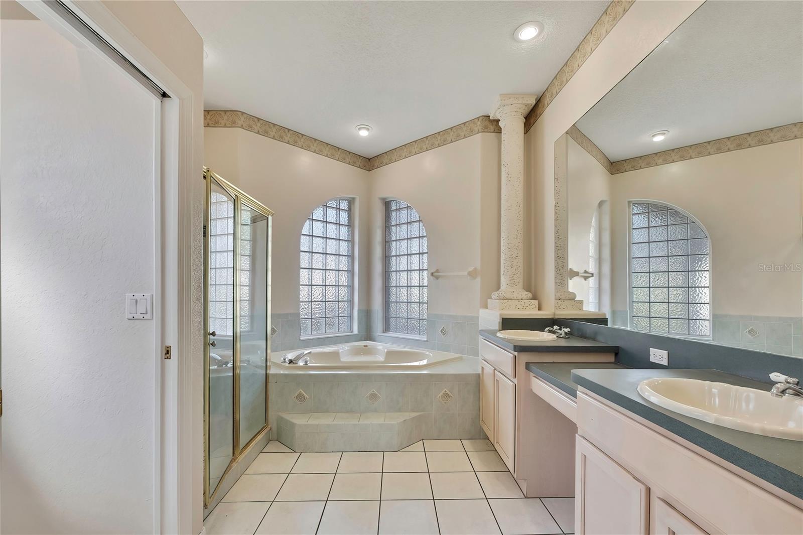 300 HAMPSHIRE AVE, SPRING HILL, FL, 34606
