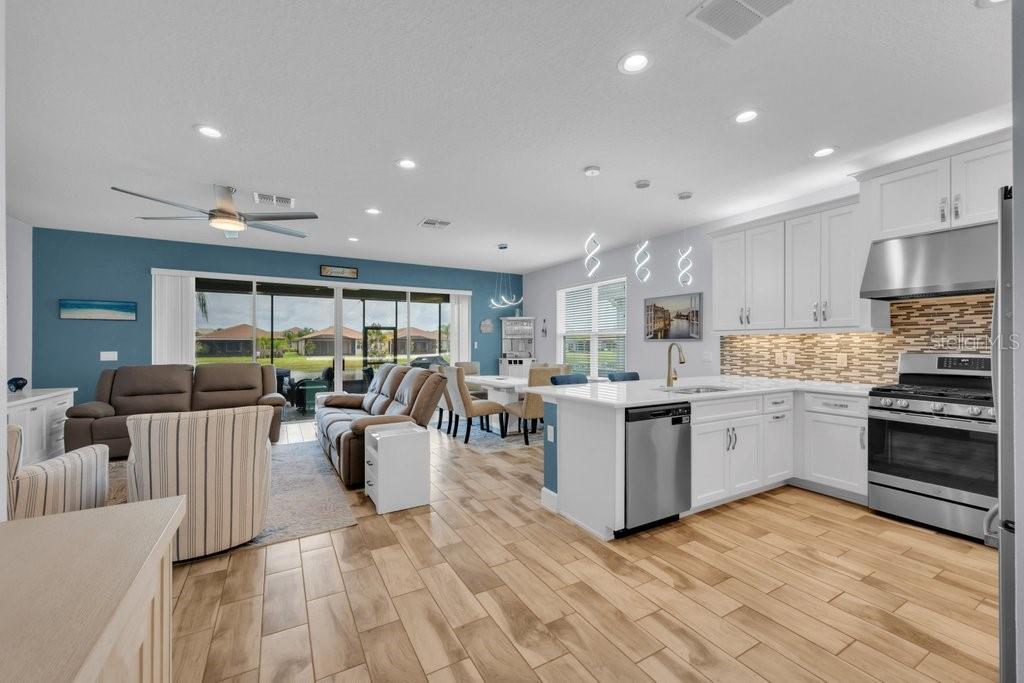 4844 AVILA LAKES DR, WIMAUMA, FL, 33598