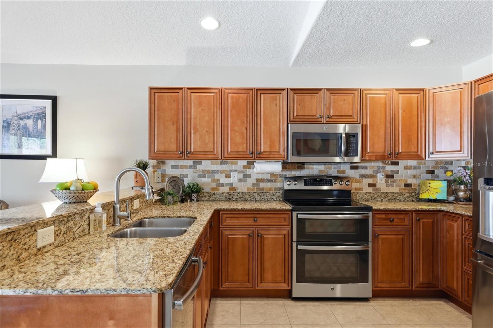 7106 35TH ST E, SARASOTA, FL, 34243