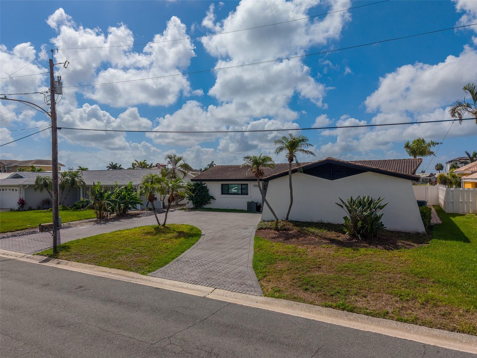 795 119TH AVE, TREASURE ISLAND, FL, 33706