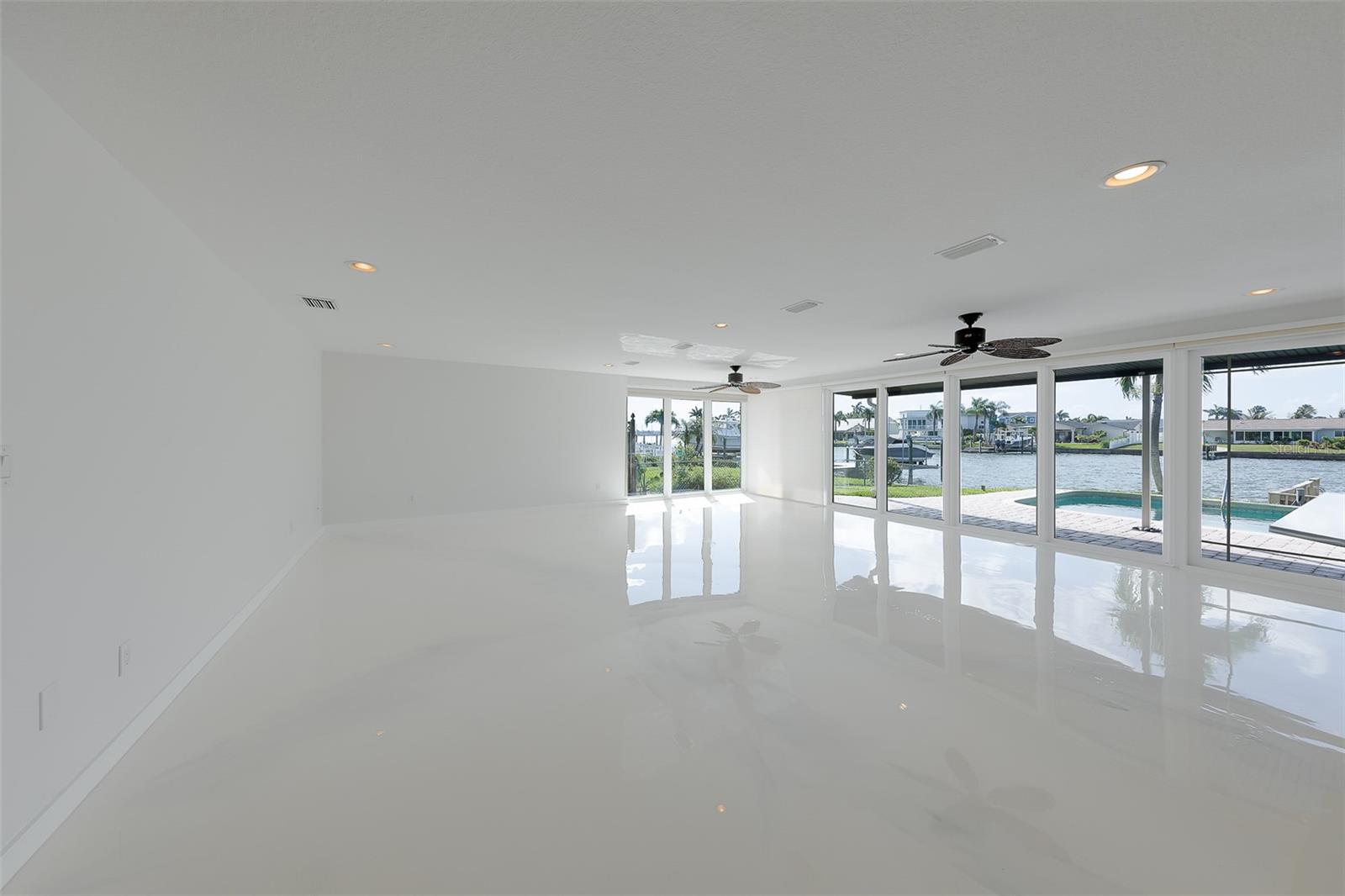 795 119TH AVE, TREASURE ISLAND, FL, 33706