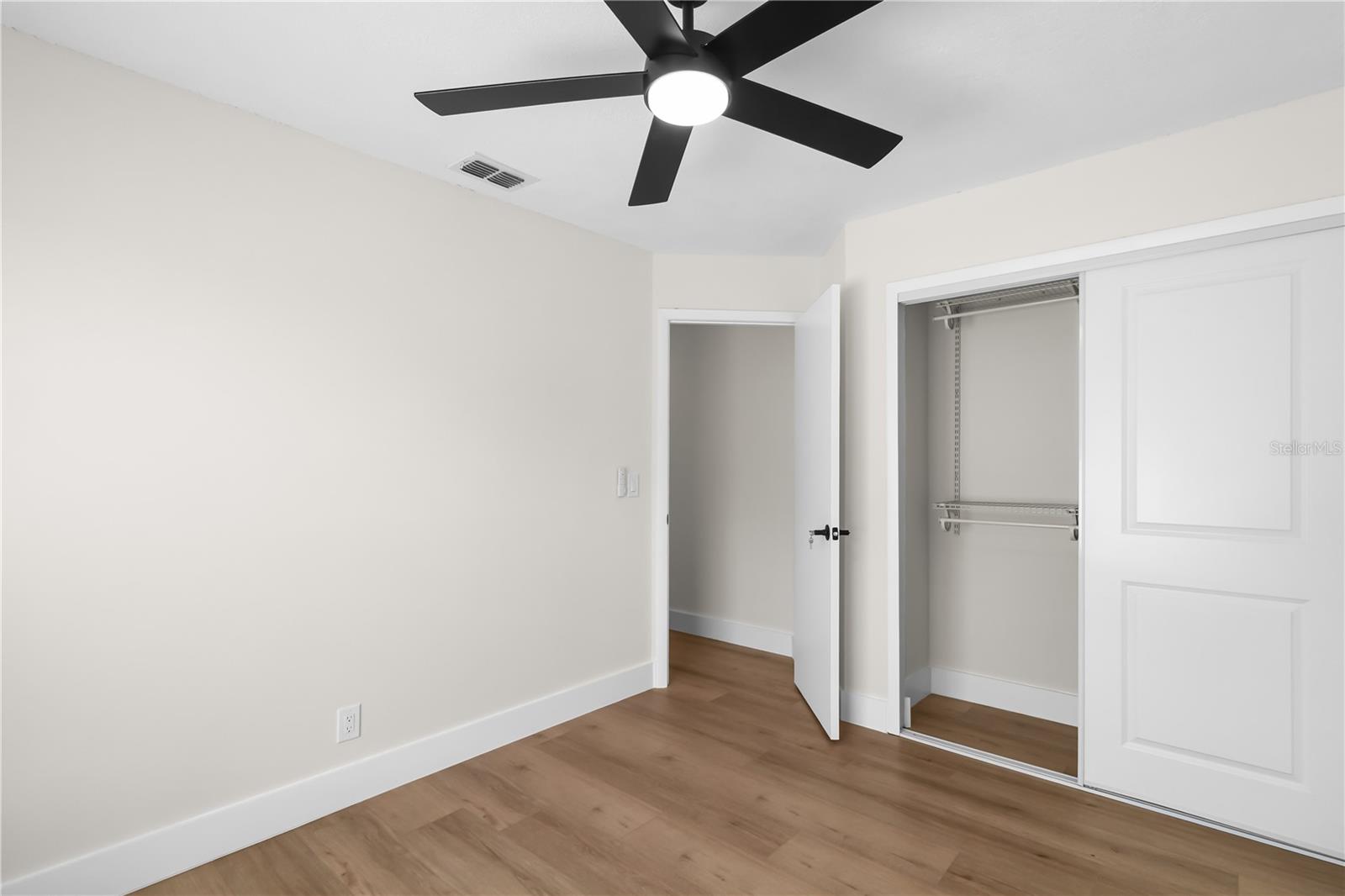 911 VALLEY VIEW CIR, PALM HARBOR, FL, 34684
