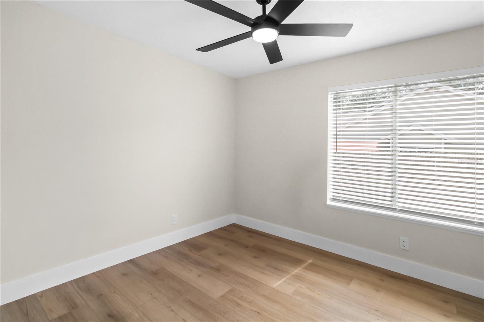 911 VALLEY VIEW CIR, PALM HARBOR, FL, 34684
