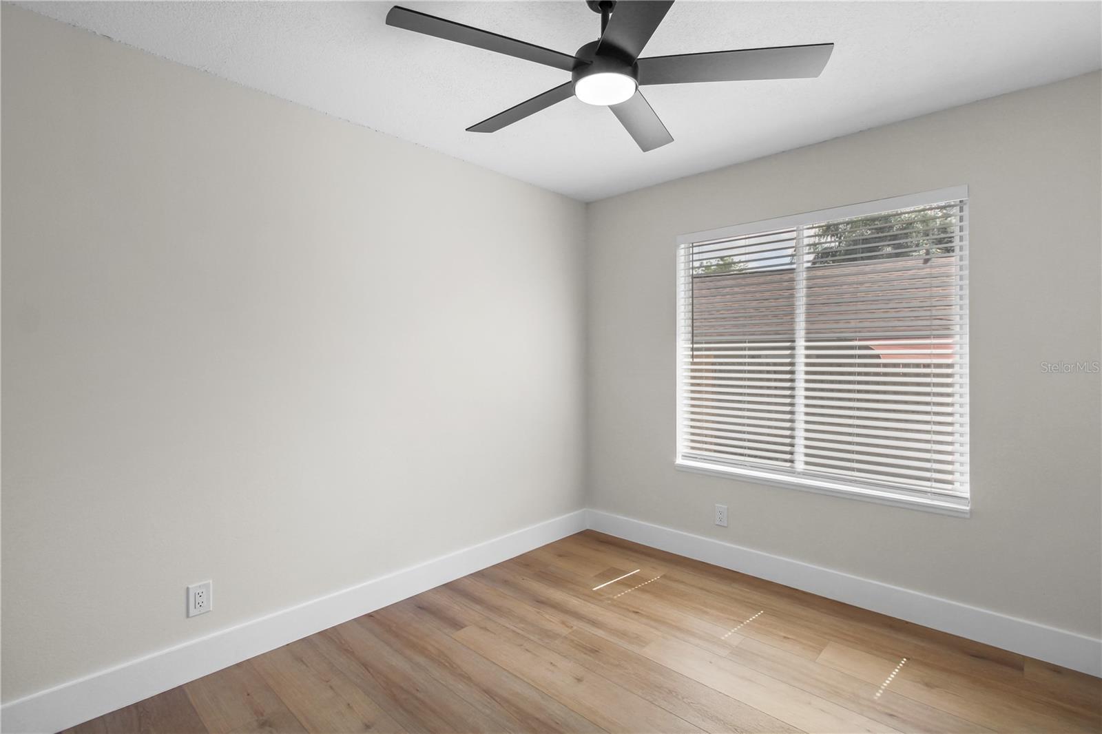 911 VALLEY VIEW CIR, PALM HARBOR, FL, 34684