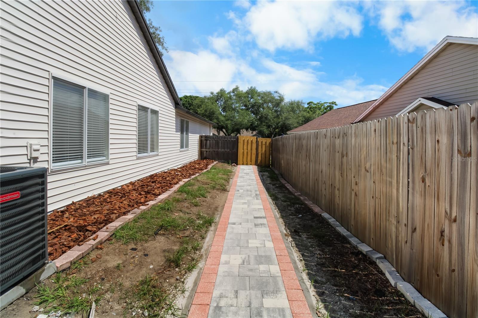 911 VALLEY VIEW CIR, PALM HARBOR, FL, 34684