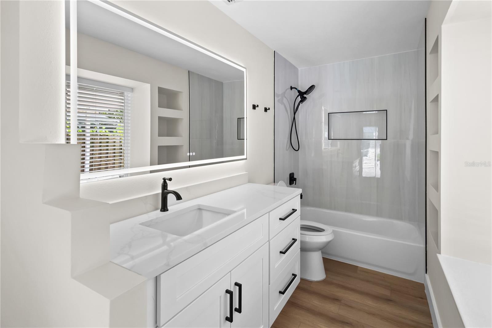 911 VALLEY VIEW CIR, PALM HARBOR, FL, 34684