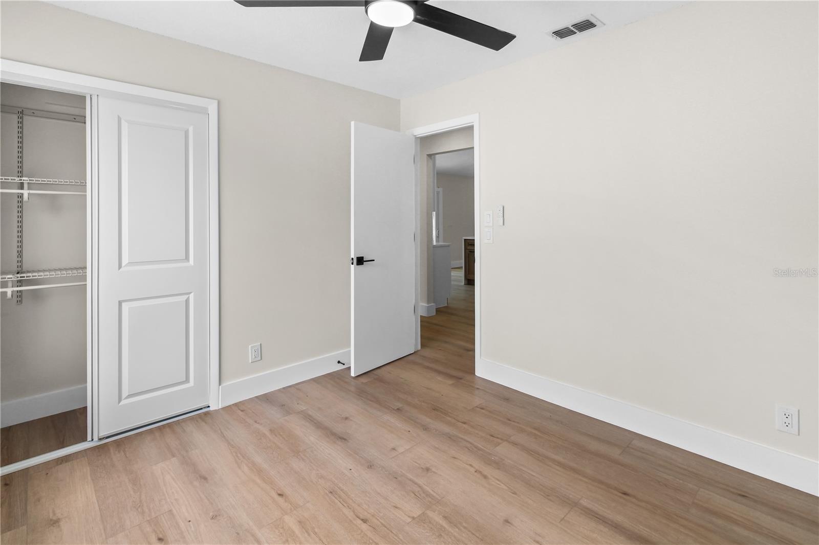 911 VALLEY VIEW CIR, PALM HARBOR, FL, 34684