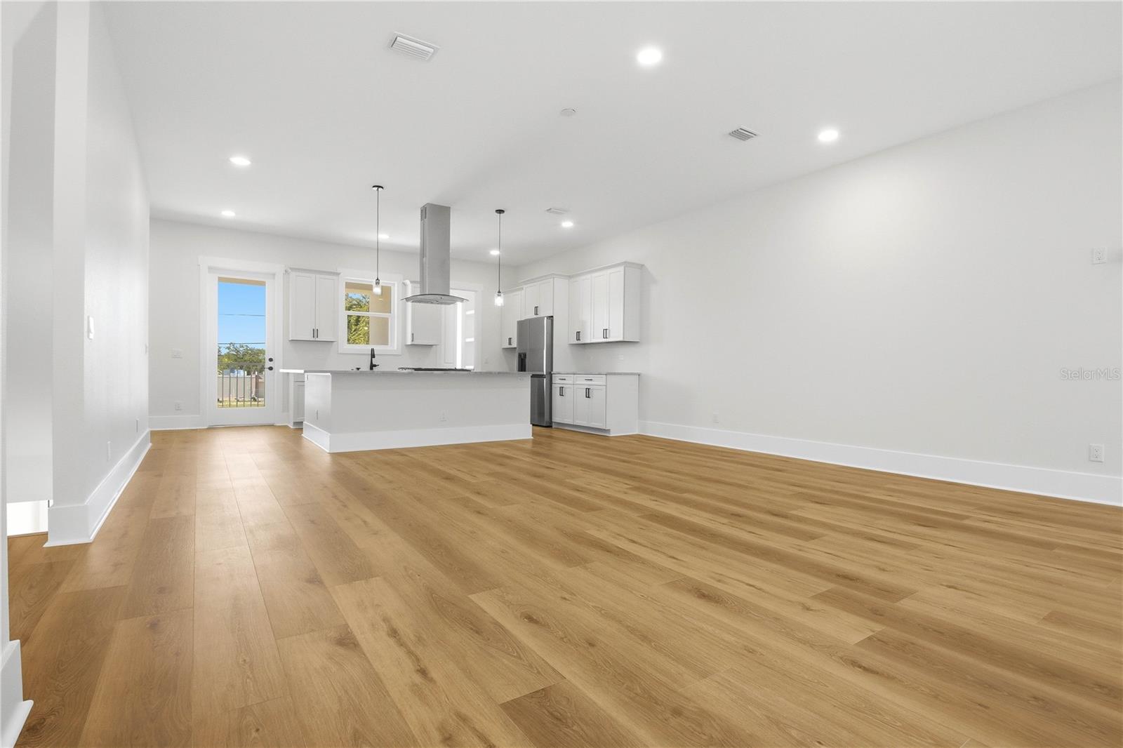 1413 BAYSHORE BLVD #11, DUNEDIN, FL, 34698