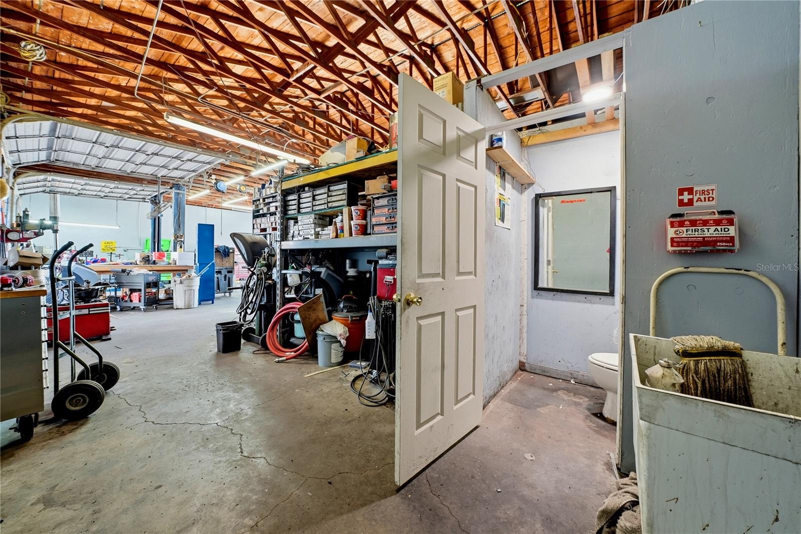 17426 US HWY 19, HUDSON, FL, 34667