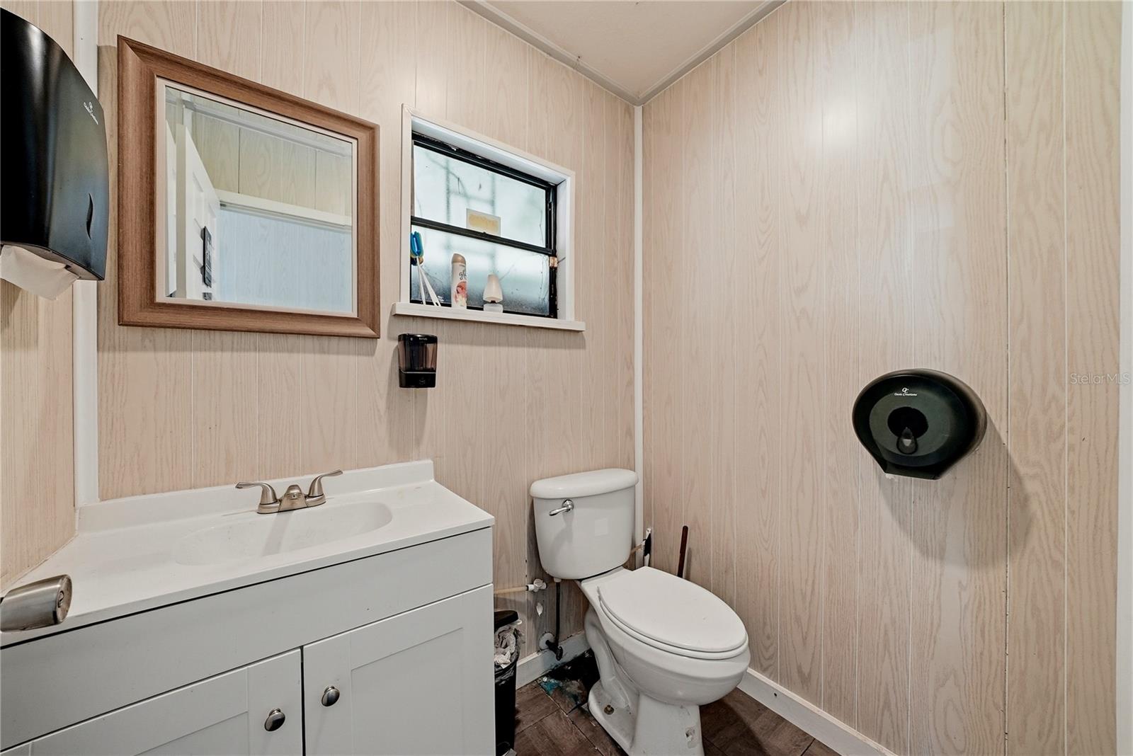 17426 US HWY 19, HUDSON, FL, 34667