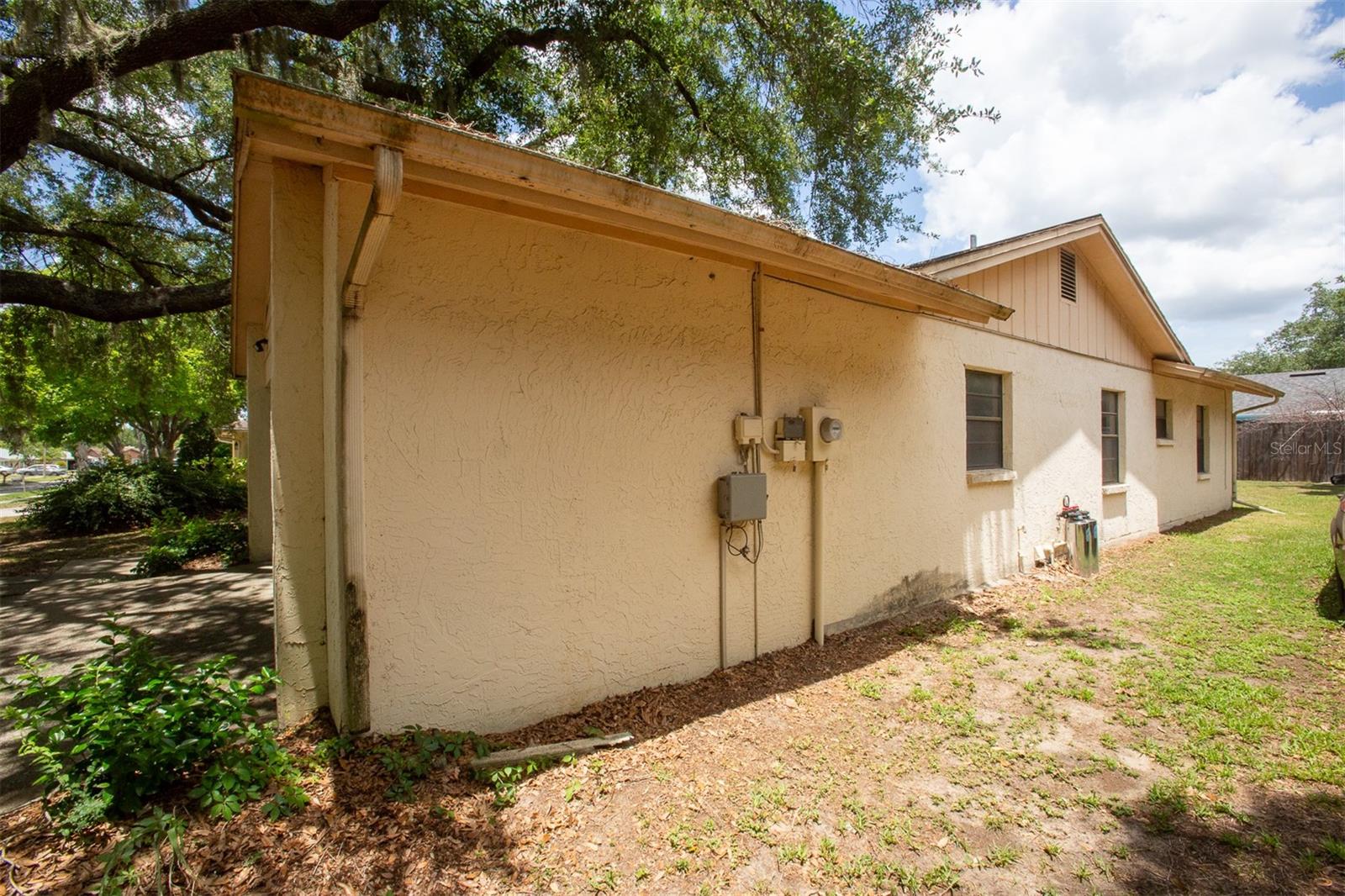 1363 CORNER OAKS DR, BRANDON, FL, 33510