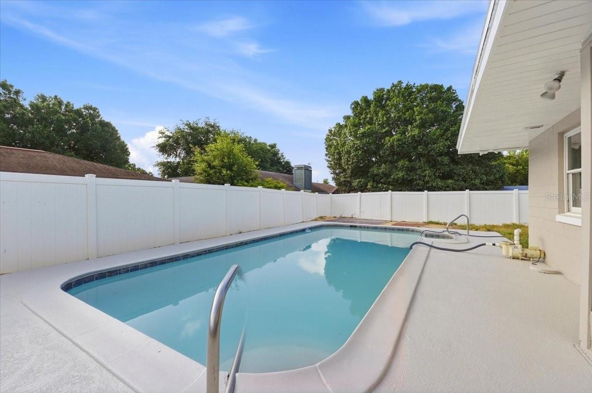 912 E HERON CIR, WINTER HAVEN, FL, 33884