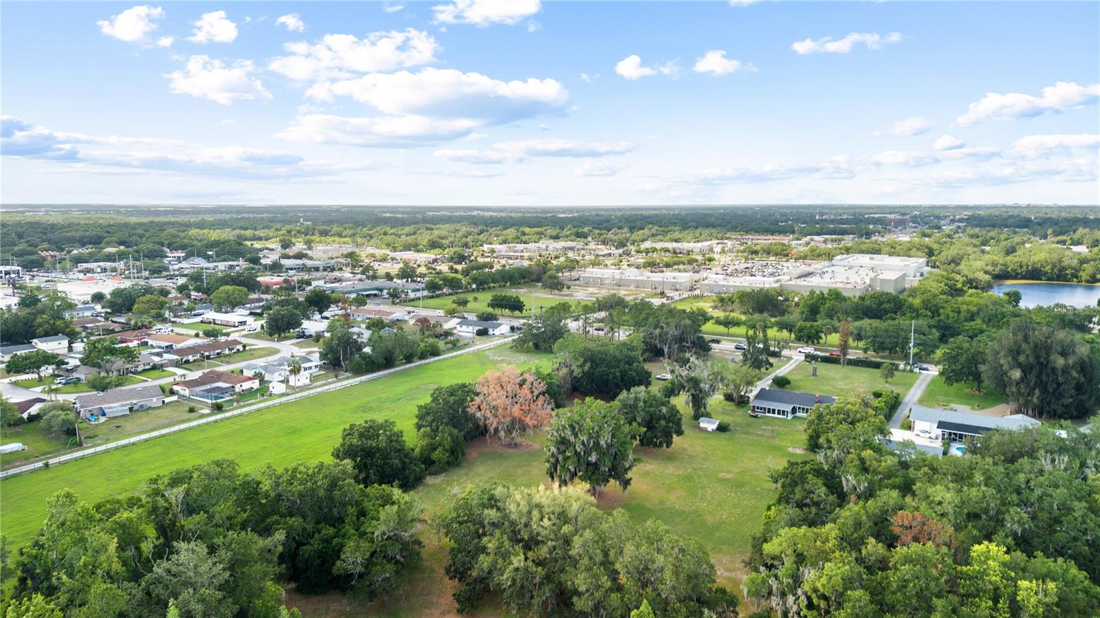 511 LAKE MIRIAM DR, LAKELAND, FL, 33813
