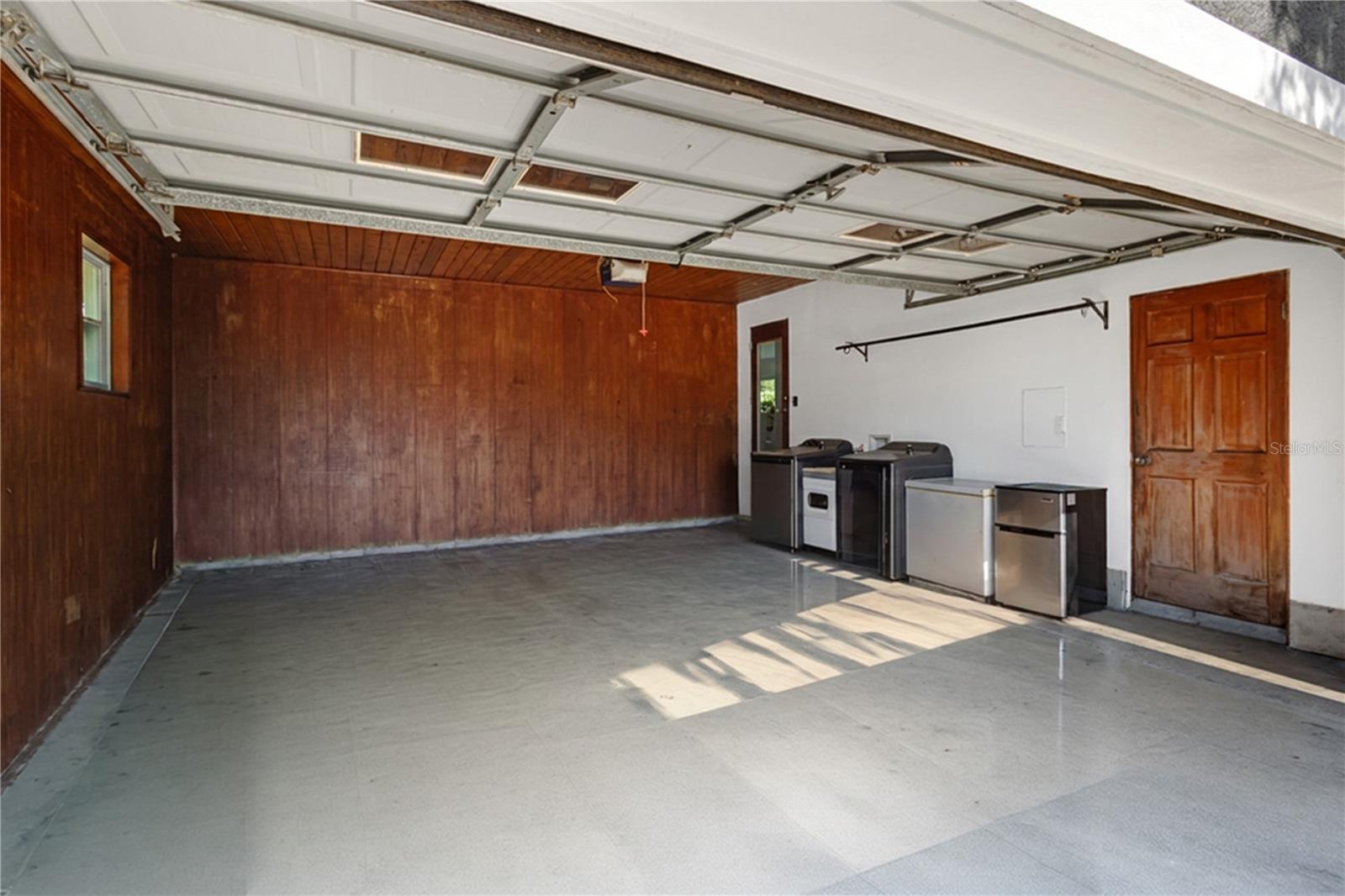 511 LAKE MIRIAM DR, LAKELAND, FL, 33813